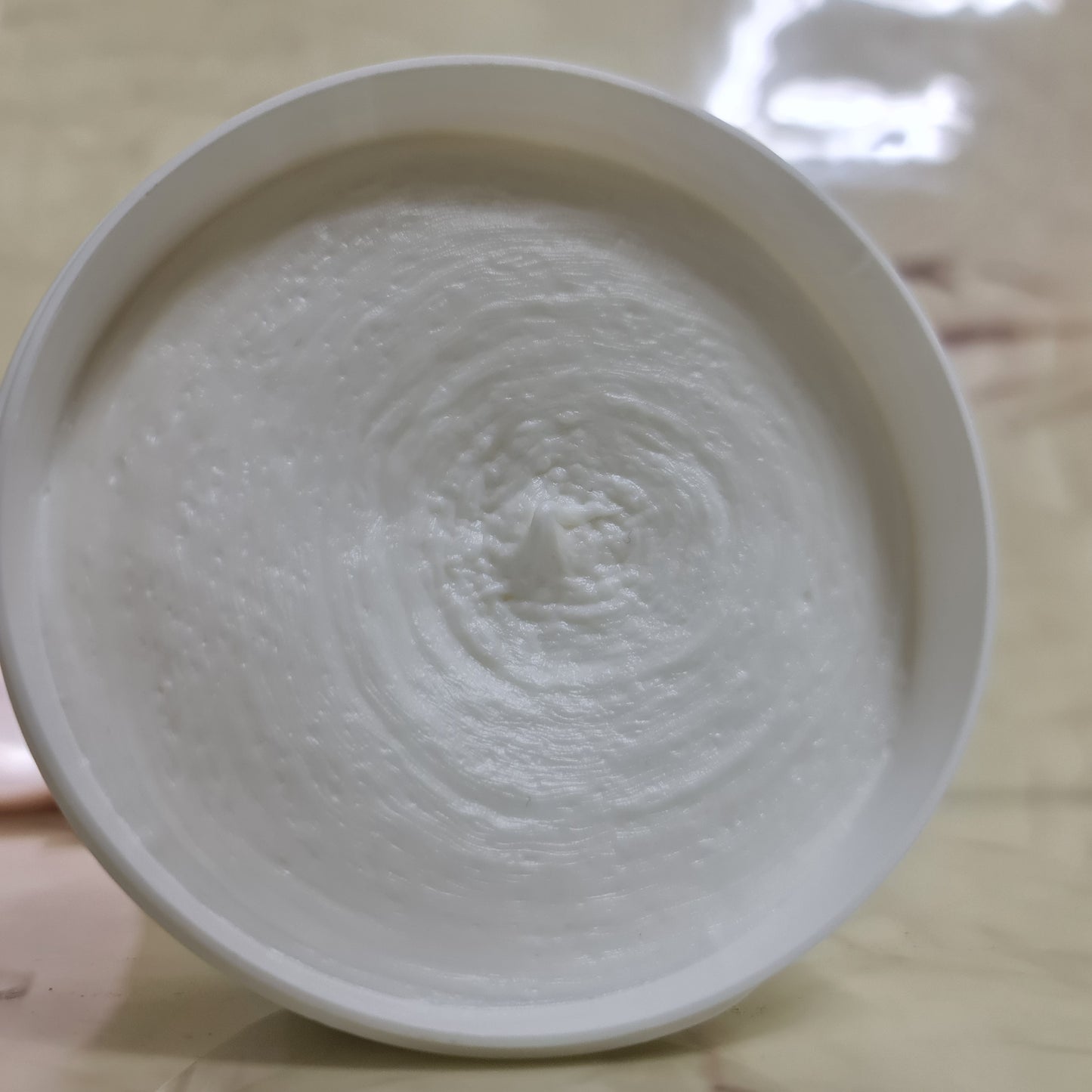 🤍 زبدة الجسم برائحة الفانيلا المنعشة – Lovia – 200 مل